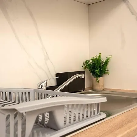 Livemore24 - Space In Herten West 24-7 Check-In Хертен