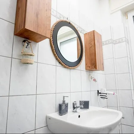 Апартаменты Livemore24 - Space In Herten West 24-7 Check-In Хертен