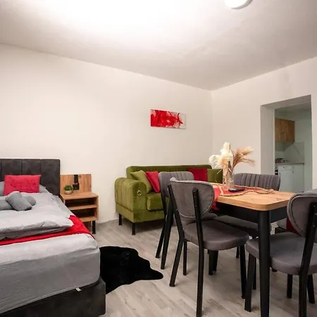 Livemore24 - Space In Herten West 24-7 Check-In *