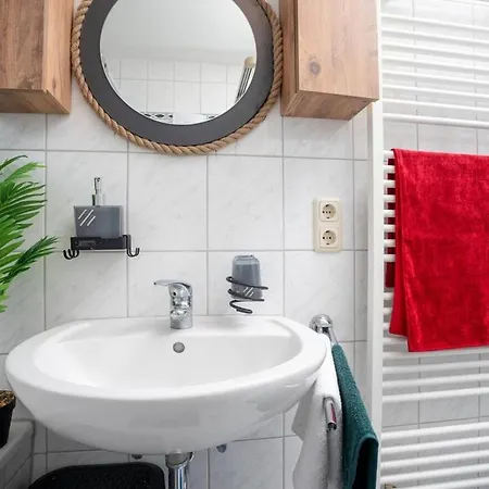 Livemore24 - Space In Herten West 24-7 Check-In Апартаменты *