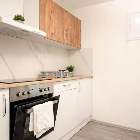 Апартаменты Livemore24 - Space In Herten West 24-7 Check-In Хертен