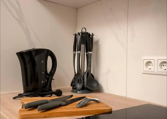 Apartman Livemore24 - Space In West 24-7 Check-in *