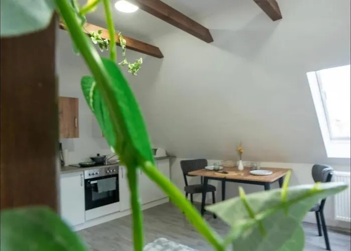 Livemore24 - Space In West 24-7 Check-in Apartman