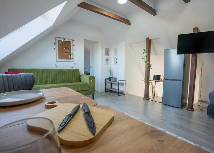 Apartman Livemore24 - Space In West 24-7 Check-in *