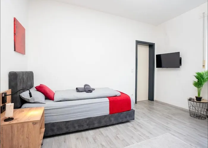 Livemore24 - Space In West 24-7 Check-in * Herten